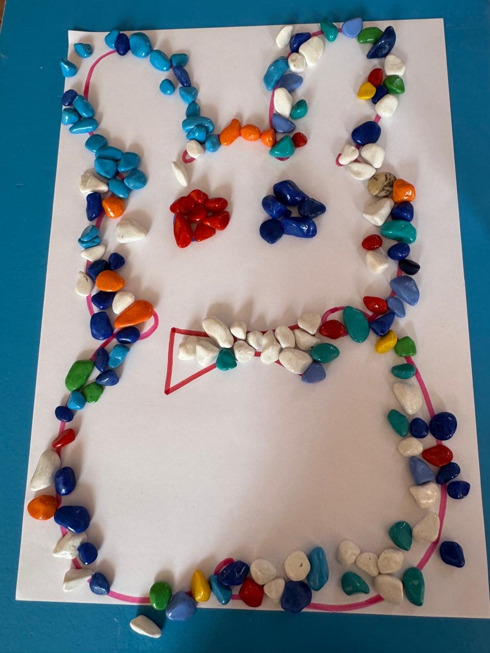 ҰІӘ: Айнала қоршаған әлеммен таныстыру, құрастыру, жапсыру. Тақырыбы:Ғажайып заттар.Мақсаты: Балалардың қол маторикасын, шығармашылығын,  қиял, байқағыштық, қабылдау сезімін дамыту. «Радуга» ересек тобы.Тәрбиеші Седышева В.А.